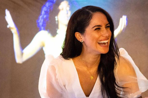 Meghan Markle nhận lời đề nghị béo bở từ Nhật Bản với hợp đồng triệu đô nhưng gây tranh cãi với những đòi hỏi cao sang - Ảnh 1.