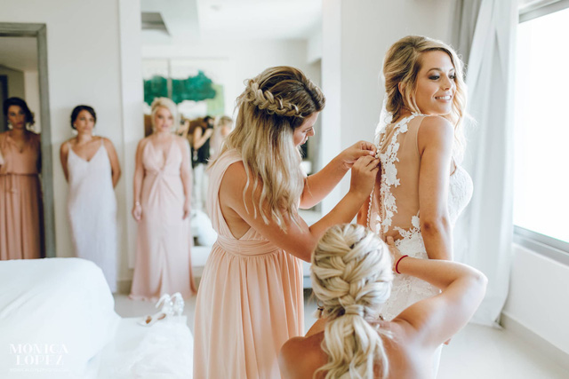 Gian nan chuyện kết hôn mùa Covid-19: Phải tổ chức đám cưới không khách qua Zoom, muốn dời lại cũng mất cả đống tiền - Ảnh 5. Gian nan chuyện kết hôn mùa Covid-19: Phải tổ chức đám cưới không khách qua Zoom, muốn dời lại cũng mất cả đống tiền - Ảnh 5.