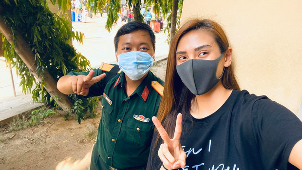 Võ Hoàng Yến chính thức rời nhà chung sau 17 ngày cách ly, công bố kết quả xét nghiệm cuối cùng của cả nhóm - Ảnh 4. Võ Hoàng Yến chính thức rời nhà chung sau 17 ngày cách ly, công bố kết quả xét nghiệm cuối cùng của cả nhóm - Ảnh 4.