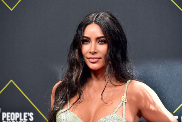 Vén màn công thức bí mật giúp Kim Kardashian từ người hầu theo sau Paris Hilton trở thành nữ hoàng tạo nên “đế chế tỷ đô” - Ảnh 13.