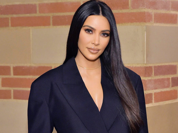 Vén màn công thức bí mật giúp Kim Kardashian từ người hầu theo sau Paris Hilton trở thành nữ hoàng tạo nên “đế chế tỷ đô” - Ảnh 6.