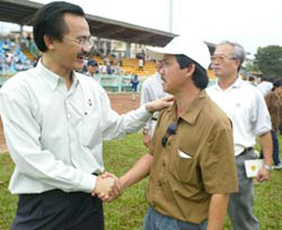 Trận derby duyên nợ nhất lịch sử V.League & màn thua ngược làm bầu Đức té ngửa của HAGL - Ảnh 1.