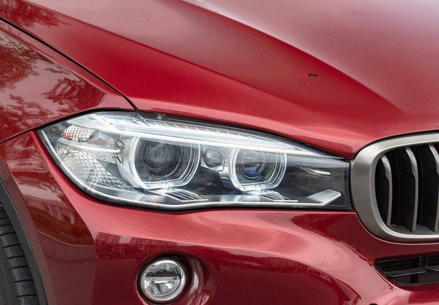 Hạ giá mùa Covid-19, BMW X6 bán lại chỉ hơn 2 tỷ đồng, rẻ ngang Mercedes-Benz GLC 200 mua mới - Ảnh 1.