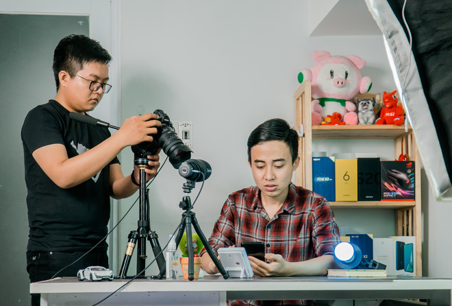 YouTuber công nghệ đang bước đầu khởi nghiệp đã gặp Covid-19: khó khăn, cơ hội và slogan sẵn sàng thay đổi như Chủ tịch Samsung - Ảnh 3.