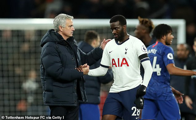 5 bài toán chờ lời giải từ Mourinho để vực dậy Tottenham - Ảnh 2.