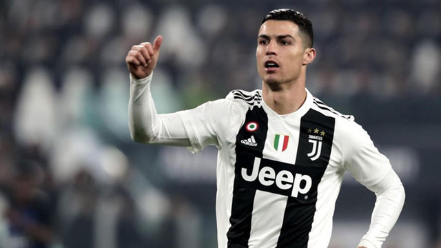 Ronaldo suýt phải giải nghệ năm 15 tuổi - Ảnh 4.