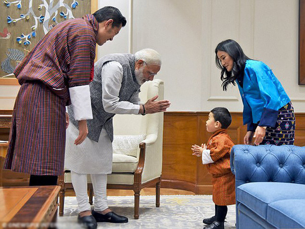 Hoàng hậu vạn người mê Bhutan: Người mẹ coi việc nuôi dưỡng con giống như chăm một cây xanh, tưởng chừng đơn giản nhưng không phải ai cũng làm được - Ảnh 4.