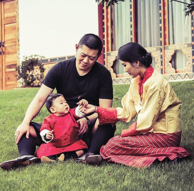 Hoàng hậu vạn người mê Bhutan: Người mẹ coi việc nuôi dưỡng con giống như chăm một cây xanh, tưởng chừng đơn giản nhưng không phải ai cũng làm được - Ảnh 7.