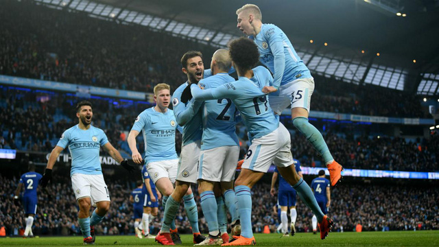 Ngày này năm xưa: Man City xác lập 11 kỷ lục mới - Ảnh 1.