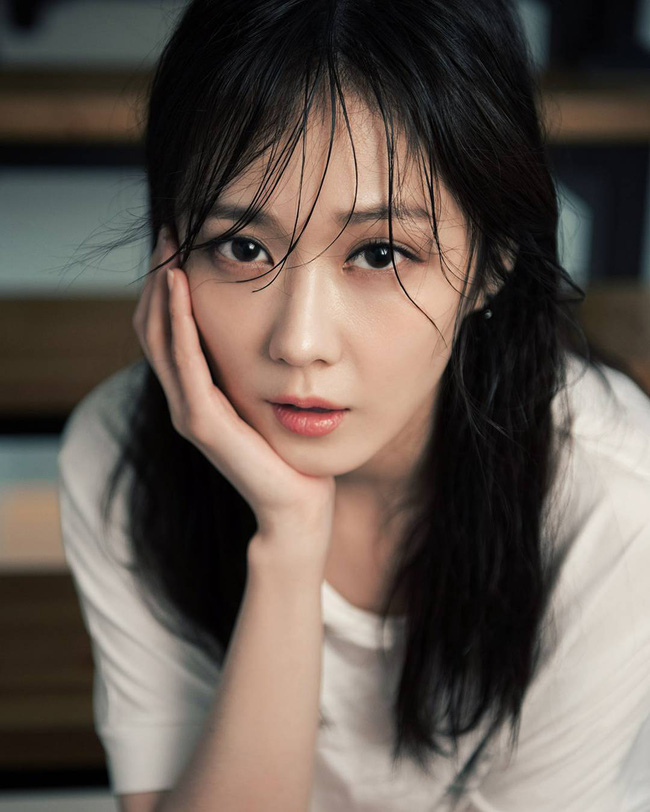 Jang Nara: Gần 10 năm bị kinh miệt ở Trung Quốc chỉ vì lỡ miệng, tuổi 39 vẫn cô đơn sau tin đồn yêu đương với Tô Hữu Bằng - Ảnh 1.