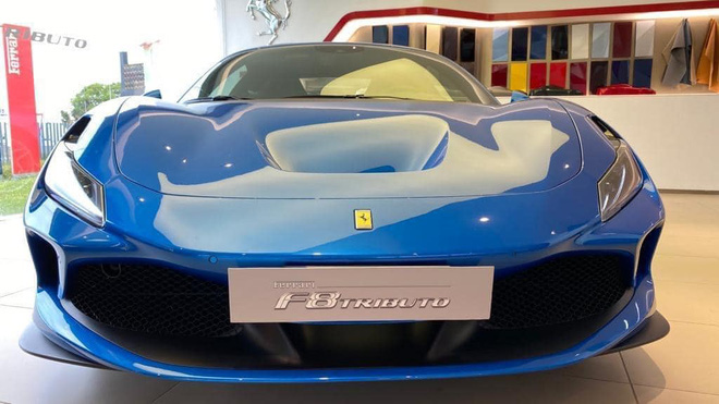 Ferrari F8 Tributo chào hàng đại gia Việt, giải đáp thắc mắc số tiền mua xe của Cường ‘Đô-la’ - Ảnh 1.