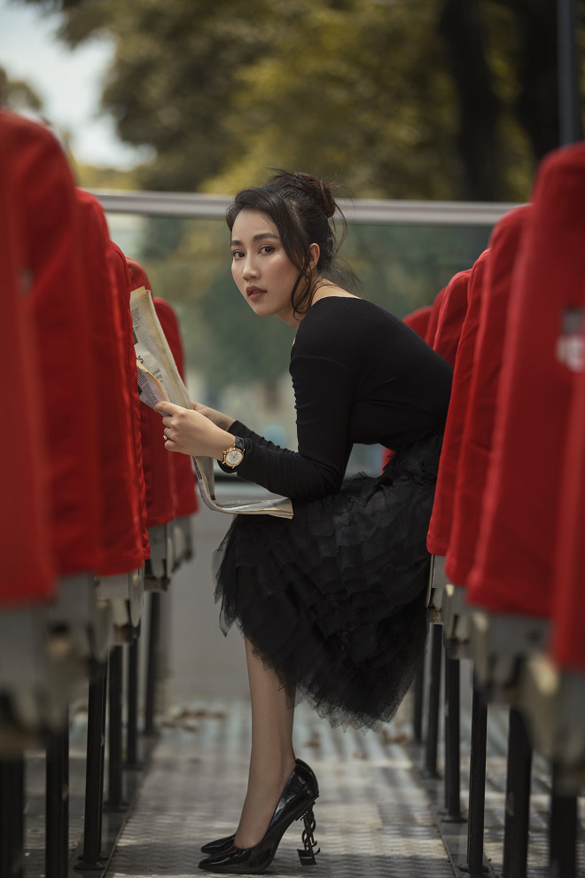 Huỳnh Hồng Loan xinh đẹp, nổi bật với thời trang dạo phố - Ảnh 3.