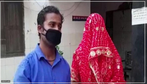 Ấn Độ: Mẹ già sai đi chợ mua đồ, lát sau anh chàng dắt về trả mẹ hẳn một nàng dâu - Ảnh 1.