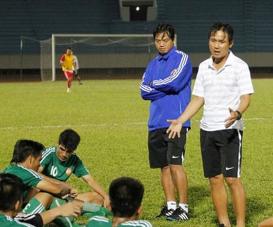 Quả bóng Vàng Việt Nam 2010 và nhiều áp lực trước mùa giải mới - Ảnh 1.