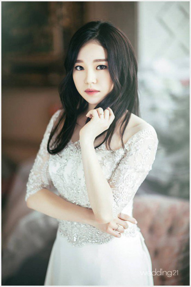 11 màn giảm cân thay đổi cả cuộc đời diễn viên Hàn: Song Hye Kyo - Suzy lột xác, sốc nhất bạn trai Sooyoung và tài tử 120kg - Ảnh 25.