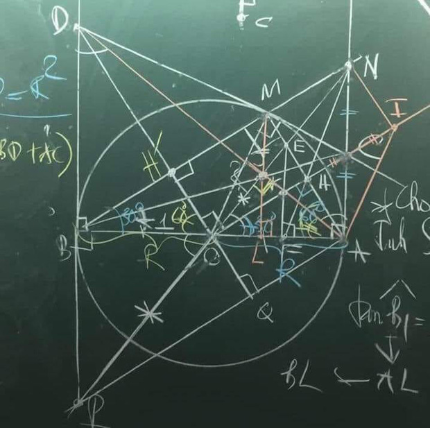 Có một thứ ám ảnh thanh xuân mang tên Toán không gian: Rơi bút một cái là không hiểu giáo viên nói gì - Ảnh 6.