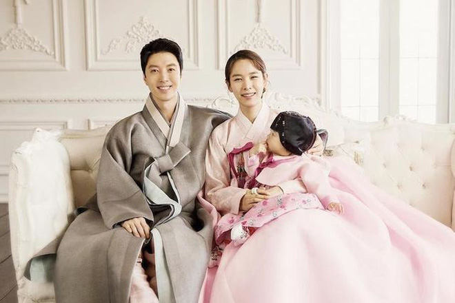Độc quyền từ Dispatch: Tài tử Chuyện tình Paris Lee Dong Gun và minh tinh Jo Yoon Hee chính thức ly dị sau 3 năm kết hôn - Ảnh 2.