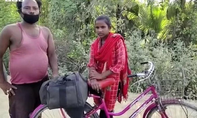 Không có tiền, con gái 15 tuổi đạp xe 1200km chở bố về quê và cái kết bất ngờ - Ảnh 2.