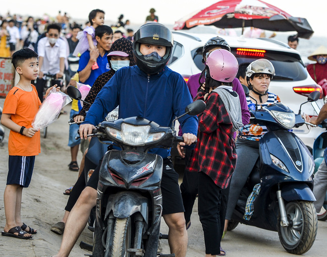 Dịch Covid-19 ngày 3/5: BN 91 tiên lượng rất nặng; Việt Nam tiêm thử nghiệm vắc xin phòng Covid-19 trên chuột - Ảnh 1.