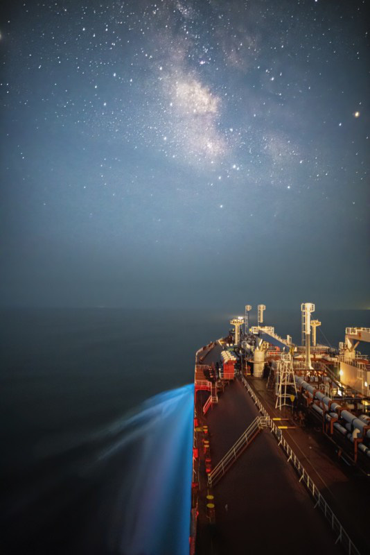Theo đuổi đam mê chụp ảnh thiên văn trên tàu chở hàng giữa biển khơi bao la - Ảnh 3.