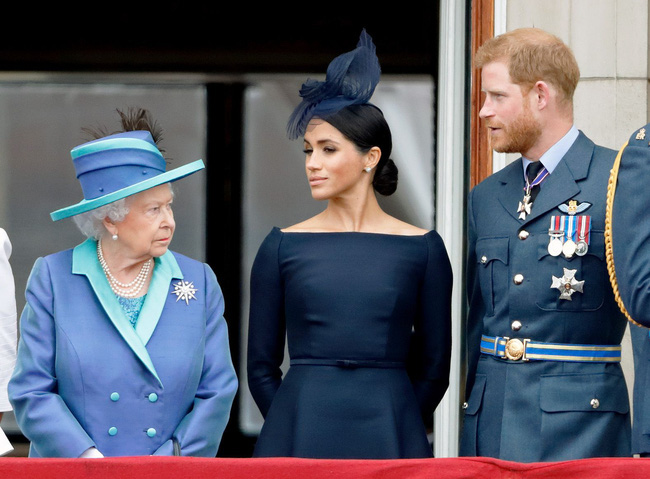 Meghan Markle nhận lời cảnh báo về việc xuất bản cuốn sách kể xấu hoàng gia, có thể sai một ly đi một dặm - Ảnh 2.