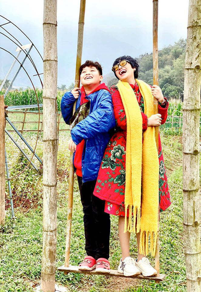 Chuồn chuồn ớt Ngọc Khuê: Con trai tôi nhiều lần khuyên mẹ lấy chồng, sinh em bé - Ảnh 1. Chuồn chuồn ớt Ngọc Khuê: Con trai tôi nhiều lần khuyên mẹ lấy chồng, sinh em bé - Ảnh 1.