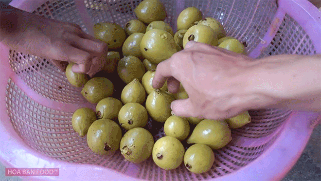 Những cách ăn trái cây “không giống ai” của người Việt chúng ta, toàn là những món đặc sản kỳ lạ chắc chắn bạn chưa thử bao giờ - Ảnh 14. Những cách ăn trái cây “không giống ai” của người Việt chúng ta, toàn là những món đặc sản kỳ lạ chắc chắn bạn chưa thử bao giờ - Ảnh 14.