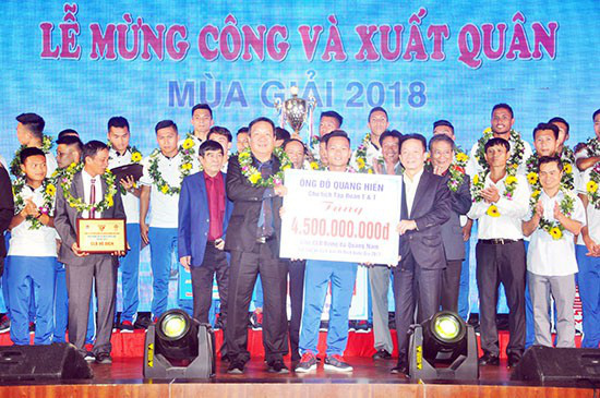 Giật mình ‘căn bệnh’ giống nhau kỳ lạ giữa V-League với Thai-League - Ảnh 1.