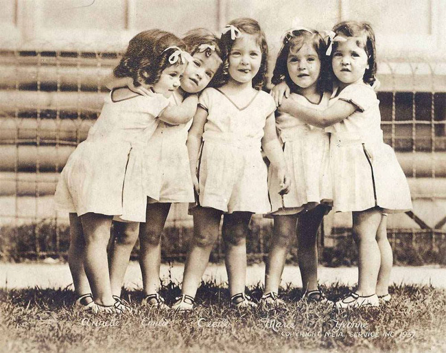 Cuộc đời gian truân của 5 chị em trong ca sinh 5 đầu tiên trên thế giới: Làm trò mua vui cho thiên hạ rồi bị cha đẻ lạm dụng - Ảnh 6.