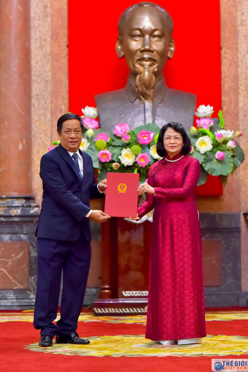 Chân dung 12 Đại sứ mới được Chủ tịch nước bổ nhiệm - Ảnh 9. Chân dung 12 Đại sứ mới được Chủ tịch nước bổ nhiệm - Ảnh 9.