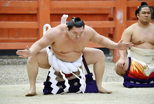 Sumo Nhật Bản: Bạo lực, tội ác và những góc khuất rùng mình - Ảnh 1.