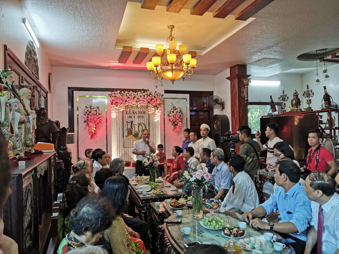 Hội cầu thủ 24, 25 tuổi qu&aacute; kh&eacute;o chọn vợ: Kh&ocirc;ng phải &aacute;i nữ cựu chủ tịch th&igrave; cũng l&agrave; rich kid du học l&agrave;m cho c&ocirc;ng ty gia đ&igrave;nh - Ảnh 15.