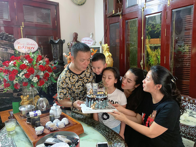 Hội cầu thủ 24, 25 tuổi qu&aacute; kh&eacute;o chọn vợ: Kh&ocirc;ng phải &aacute;i nữ cựu chủ tịch th&igrave; cũng l&agrave; rich kid du học l&agrave;m cho c&ocirc;ng ty gia đ&igrave;nh - Ảnh 18.