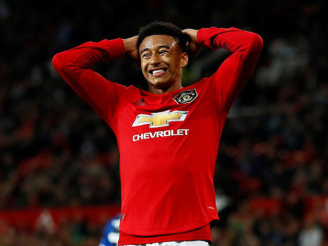 Chuyển nhượng 4/6: PSG hét giá Neymar, MU quyết định bất ngờ với Lingard - Ảnh 1.