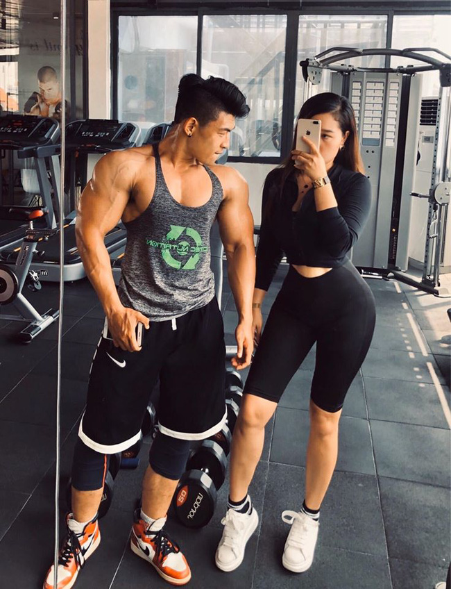 Cặp đôi đơn thân có vóc dáng cực phẩm và câu chuyện vì sức hút lạ kỳ từ những tấm ảnh bình thường mà đến với nhau rồi không dứt ra nổi - Ảnh 6. Cặp đôi đơn thân có vóc dáng cực phẩm và câu chuyện vì sức hút lạ kỳ từ những tấm ảnh bình thường mà đến với nhau rồi không dứt ra nổi - Ảnh 6.
