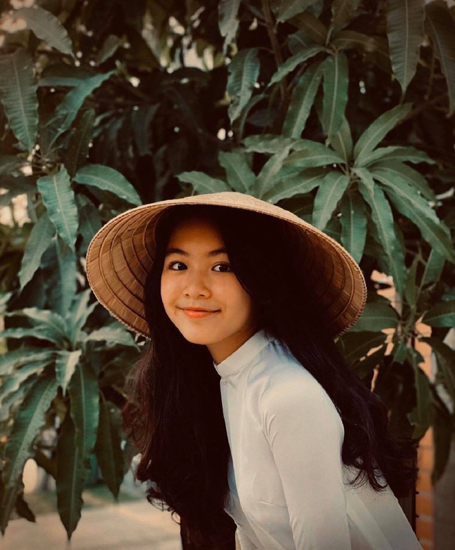 Chuyên mục gái xinh lớp mình (part 2): Cả một bầu trời nhan sắc, hot girl nổi tiếng đến đâu cũng phải dè chừng - Ảnh 2. Chuyên mục gái xinh lớp mình (part 2): Cả một bầu trời nhan sắc, hot girl nổi tiếng đến đâu cũng phải dè chừng - Ảnh 2.