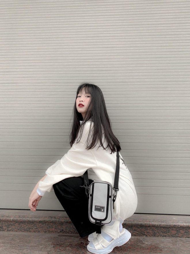 Chuyên mục gái xinh lớp mình (part 2): Cả một bầu trời nhan sắc, hot girl nổi tiếng đến đâu cũng phải dè chừng - Ảnh 8. Chuyên mục gái xinh lớp mình (part 2): Cả một bầu trời nhan sắc, hot girl nổi tiếng đến đâu cũng phải dè chừng - Ảnh 8.