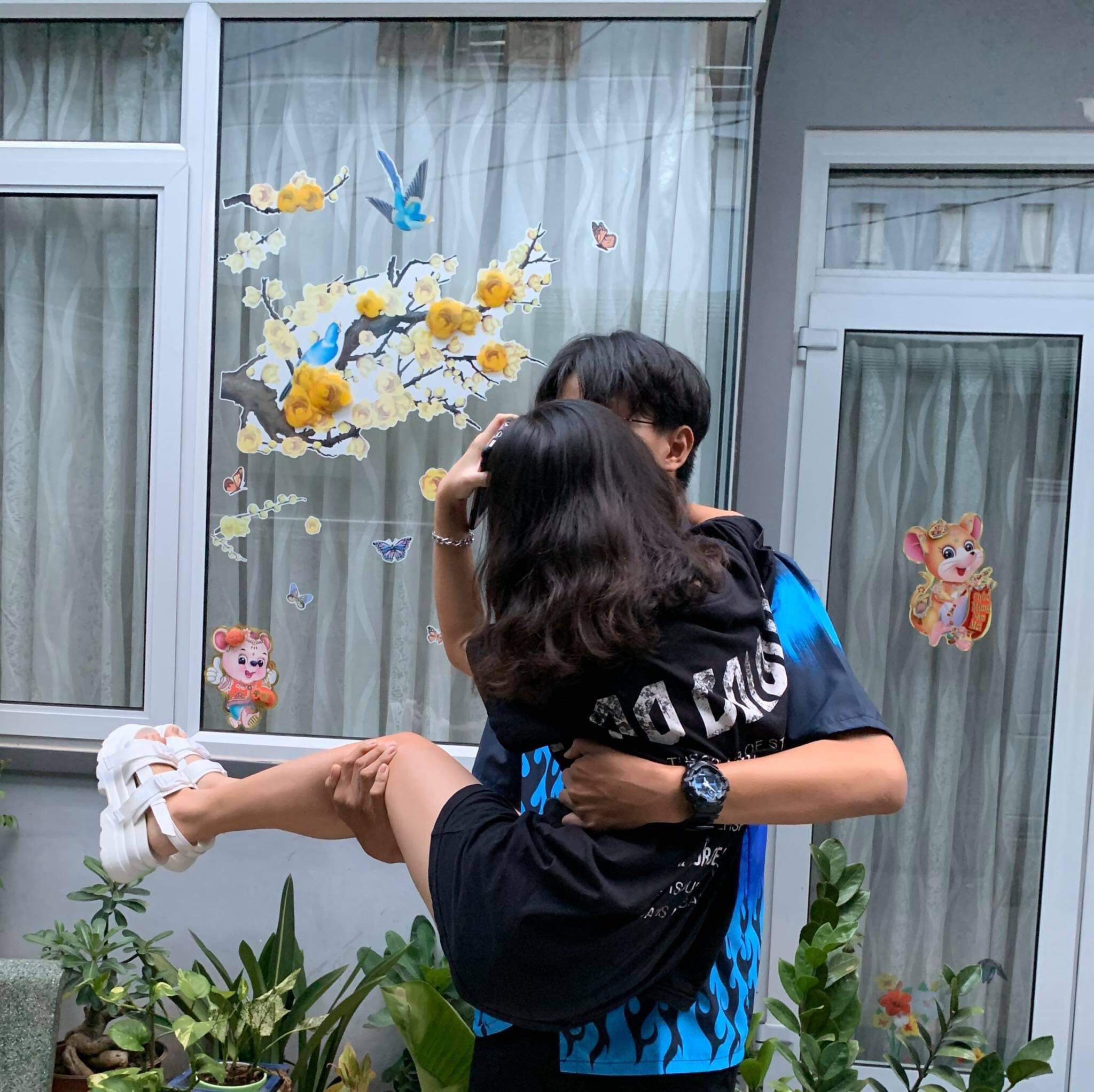 H&agrave;i hước chuyện t&igrave;nh cặp đ&ocirc;i chị em lệch chiều cao đến 42 cm, đi đ&acirc;u cũng bị hiểu nhầm l&agrave;&hellip;ch&uacute; ch&aacute;u - Ảnh 3.