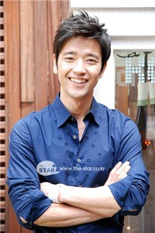 Bae Soo Bin Chia Tay Bạn Gái Sau 8 Năm Mặn Nồng