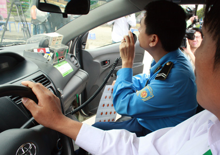 ha-noi-hang-nghin-xe-taxi-khong-phep-duoc-cap-phu-hieu-trai-phep