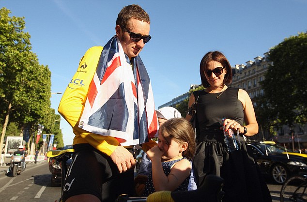 bradley-wiggins-tao-nen-lich-su-tai-tour-de-france-2012