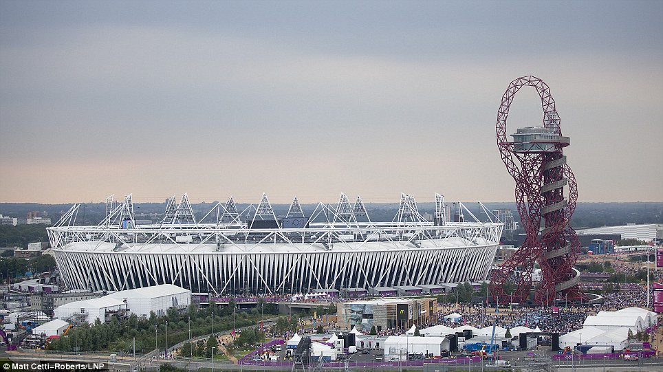 chum-anh-le-khai-mac-olympic-london-2012-cuc-ky-hoanh-trang