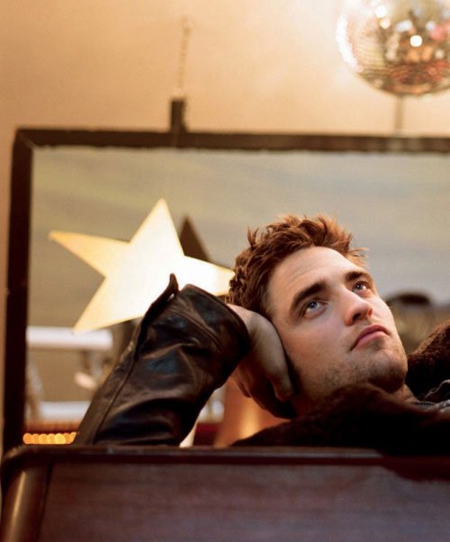 robert-pattinson-buon-chan-an-minh-tai-london