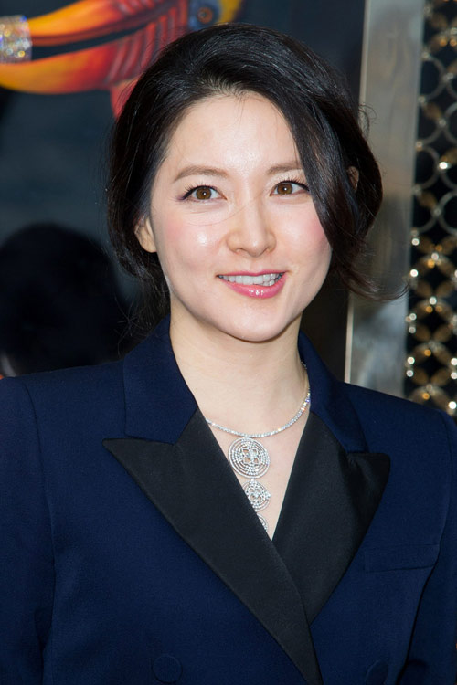 lee-young-ae-tuc-gian-truoc-tin-don-lam-gai-bao