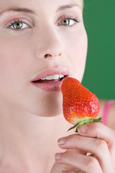 7-loai-trai-cay-giup-da-trang-hong 7-loai-trai-cay-giup-da-trang-hong