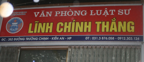 luat-su-bi-tat-axit-truoc-van-phong luat-su-bi-tat-axit-truoc-van-phong