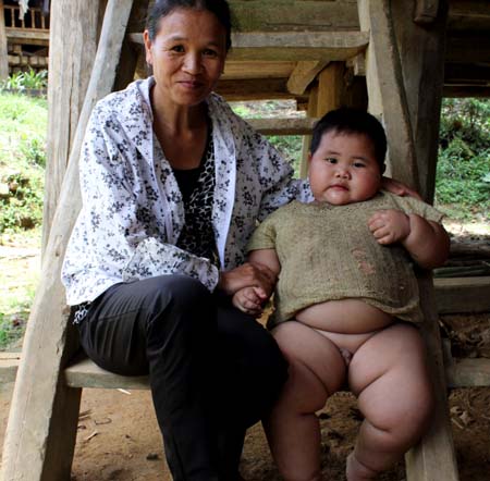 be-trai-khong-lo-lon-nhanh-nhu-thoi-o-hoa-binh