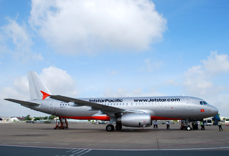 etstar-pacific-trang-bi-them-tau-bay-airbus-a320