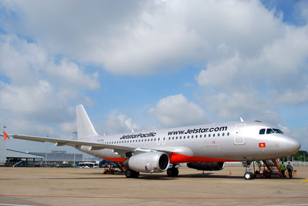 etstar-pacific-trang-bi-them-tau-bay-airbus-a320