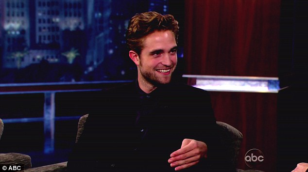 robert-pattinson-thua-nhan-minh-vo-gia-cu